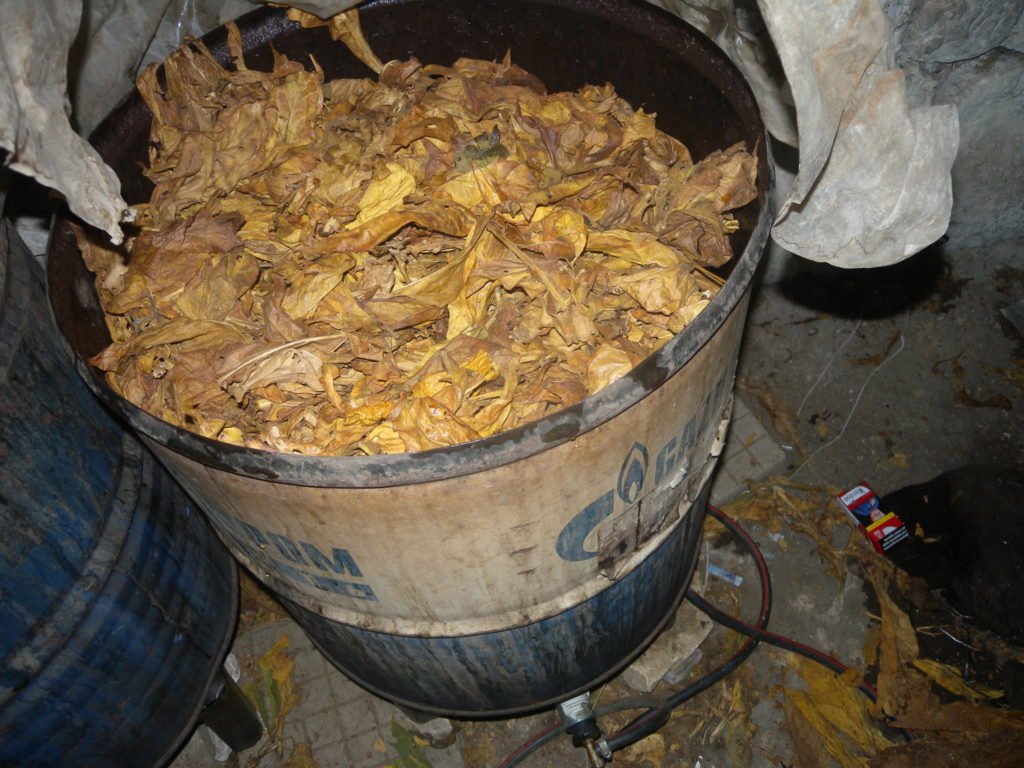 Malko nad 5% sa nezakonnite tsigari u nas