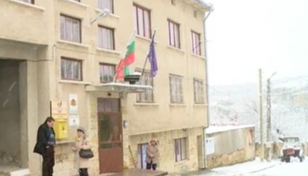 pluzna-nov-vid-izmama-po-selata-v-rusensko