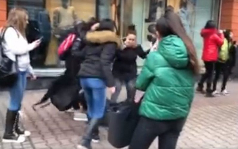Ustanoviha huliganska devicheska banda