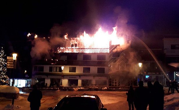 Pojar ubi dvama dushi I rani nad 10 choveka /VIDEO/