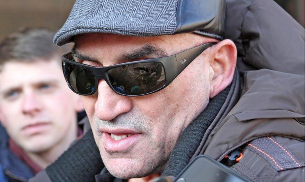 Tsenko Chokov pak se pribira u doma Tsenko Chokov pak se pribira u doma