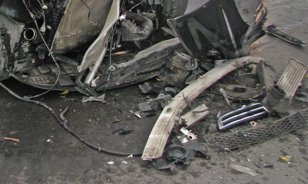 Vodach zagina sled sblasak v dva TIR-a