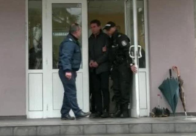 Otstraniha okonchatelno ot posta I kmeta na Chuprene