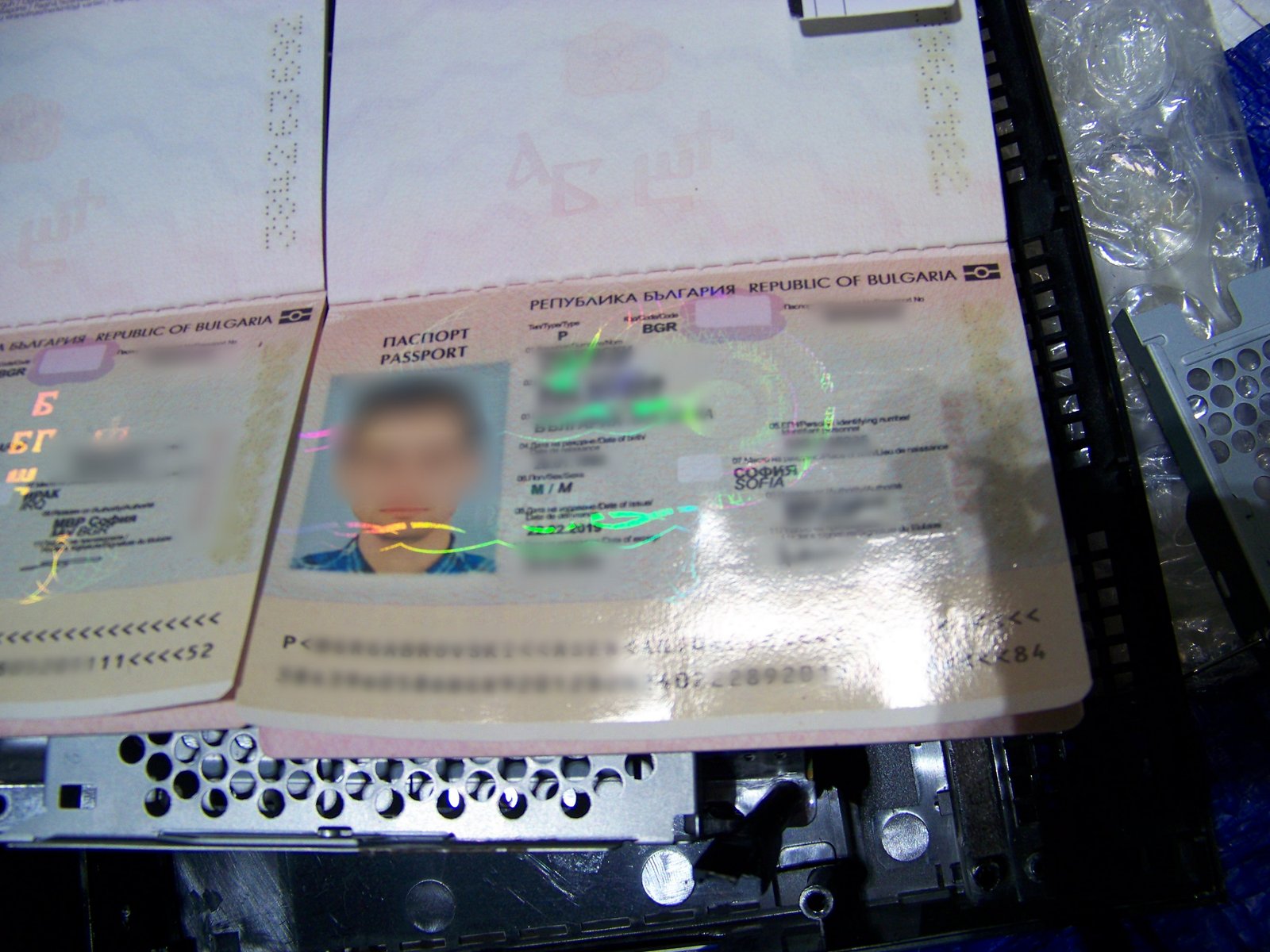 Bulgarin – hudojnik pravel pasporti za migrant v Gartsia