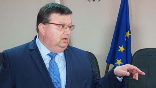 Tsatsarov iska otstraniavane na prokuror zaradi huliganstvo Tsatsarov iska otstraniavane na prokuror zaradi huliganstvo