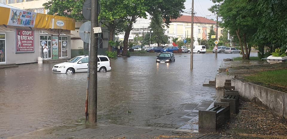 Buri, gradushki I mnogo dajd se ochakvat dnes