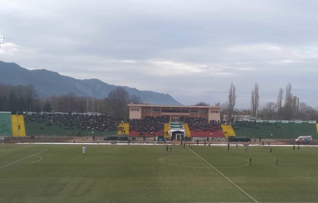 Trima noi futbolisti ot chujbina pristignaha v “Botev”