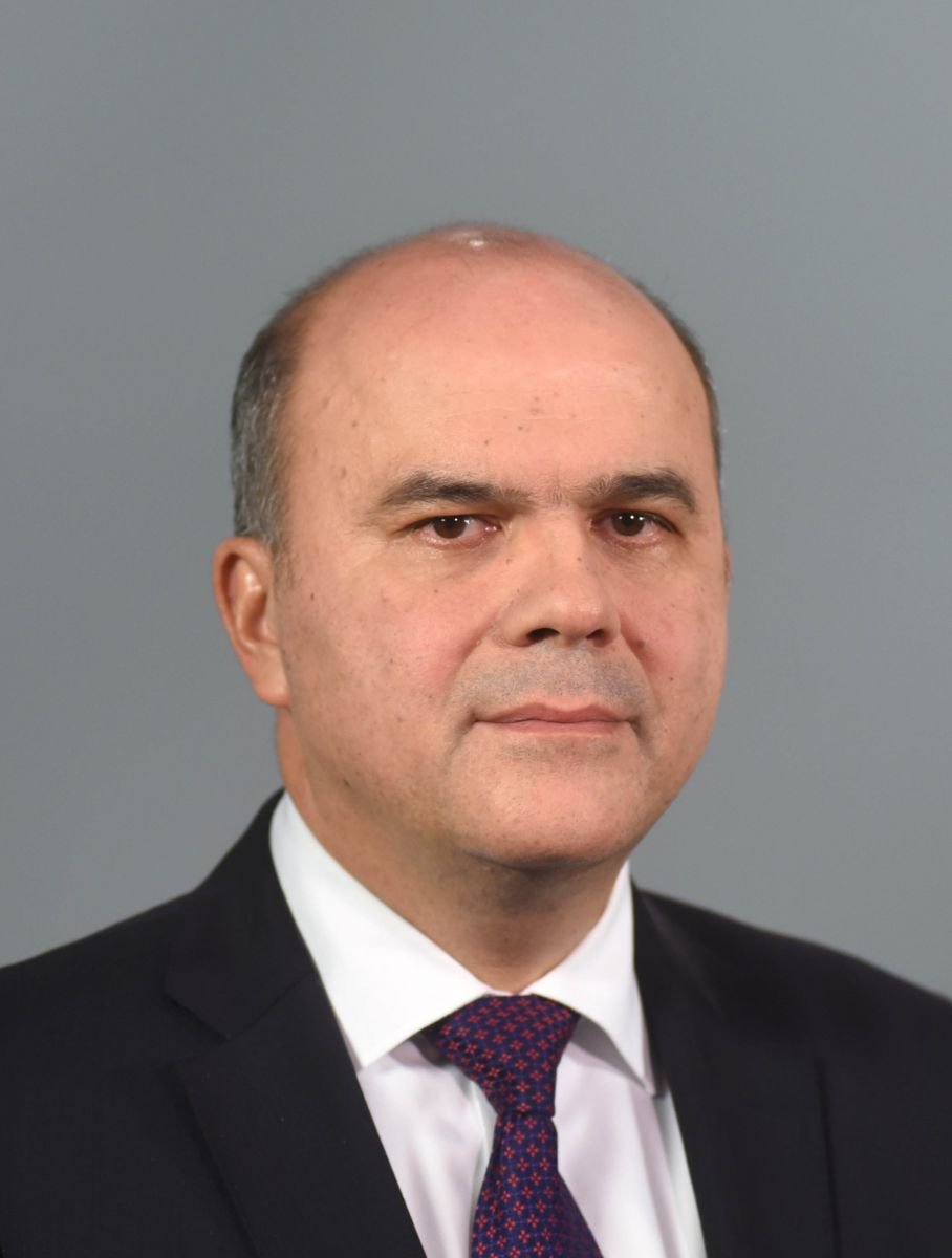 Министър Бисер Петков