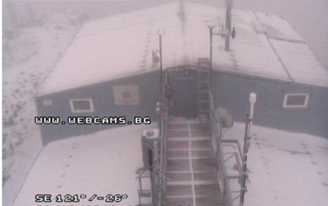 Parvata snejna pokrivka e fakt