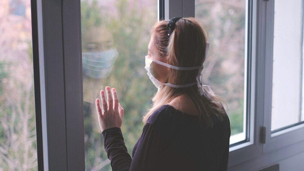 социална изолация