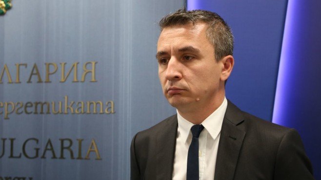 александър николов министър на енергетиката