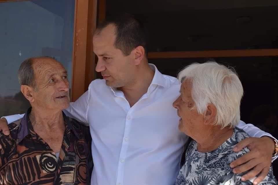 калин каменов и възрастни