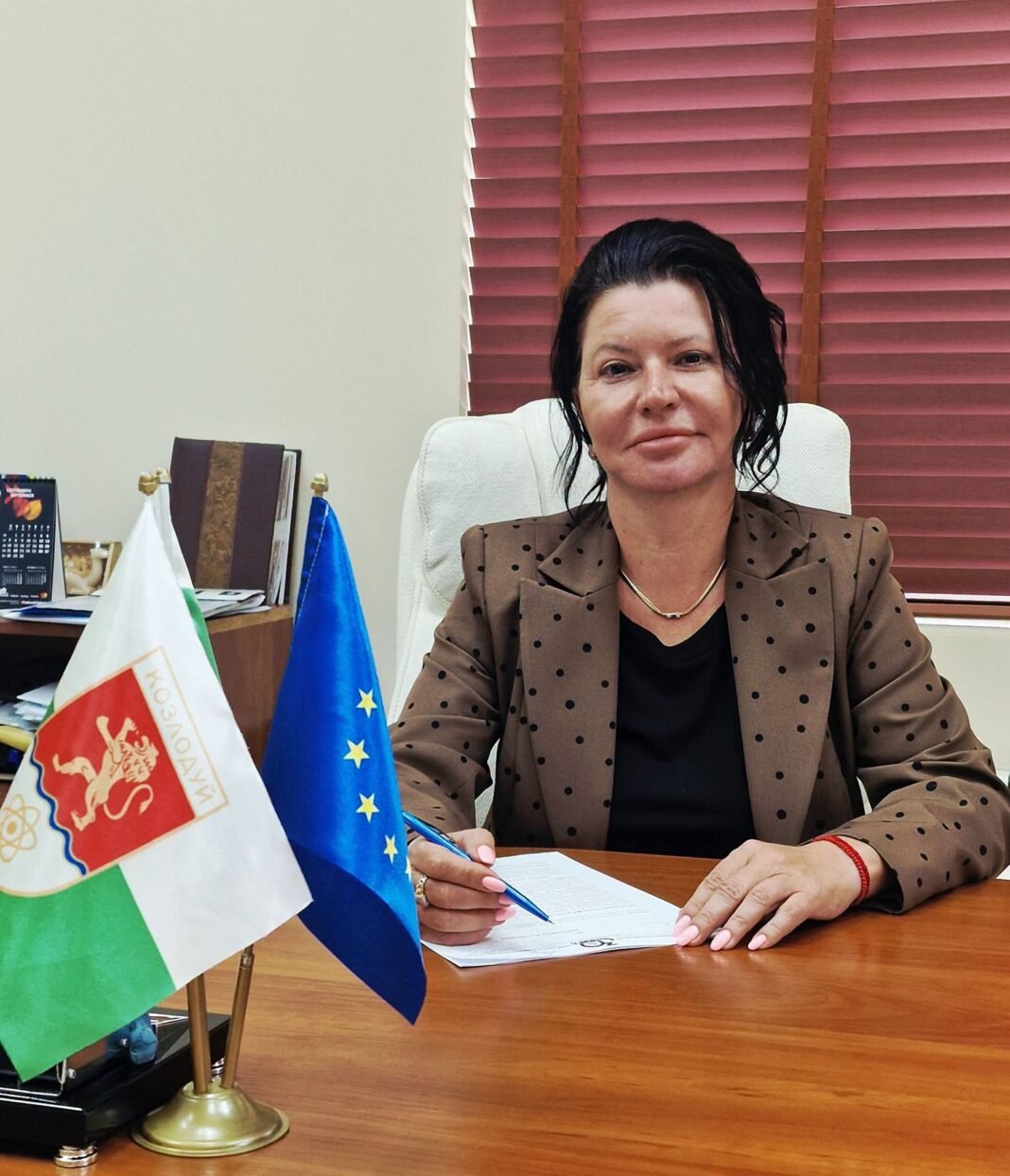 маринела николова